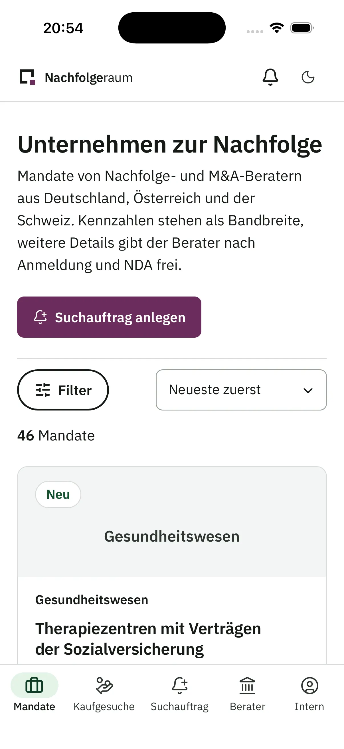 iPhone mit dem Schaufenster des Nachfolgeraums in der iOS-App